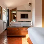 La Chiesuola فندق مبيت وإفطار 4*