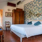 فندق مبيت وإفطار La Chiesuola 4*