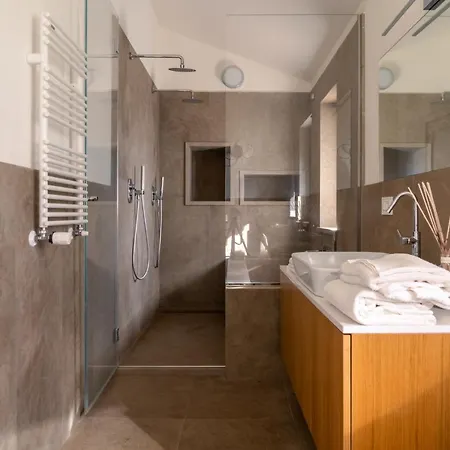 La Chiesuola Bed and Breakfast 3*