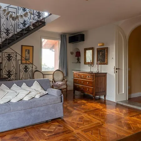 فندق مبيت وإفطار La Chiesuola 3*