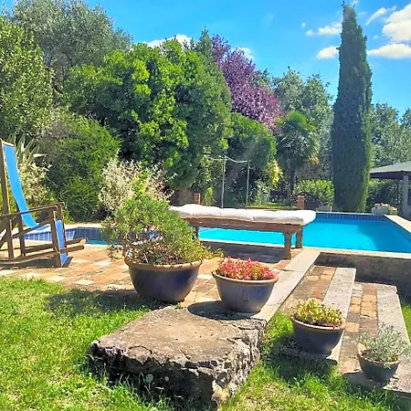 La Chiesuola Bed and Breakfast 3*